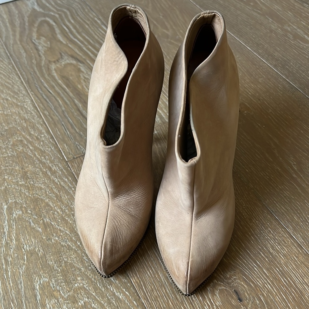Nubuck heels - Picture 2 of 6
